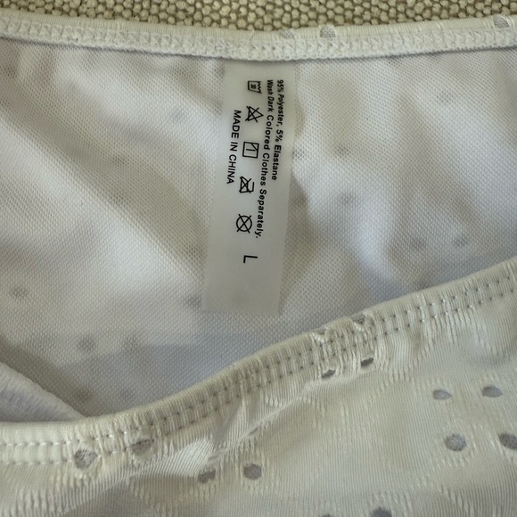 White Eyelet Ruffle Skirt Size Large Summer Vacation Beach - Picture 2 of 5